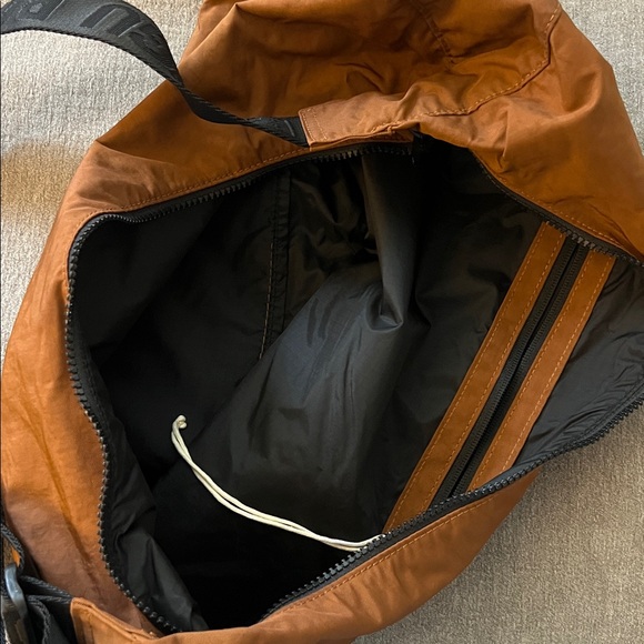 BAGGU Large Crescent Brown - Picture 5 of 5